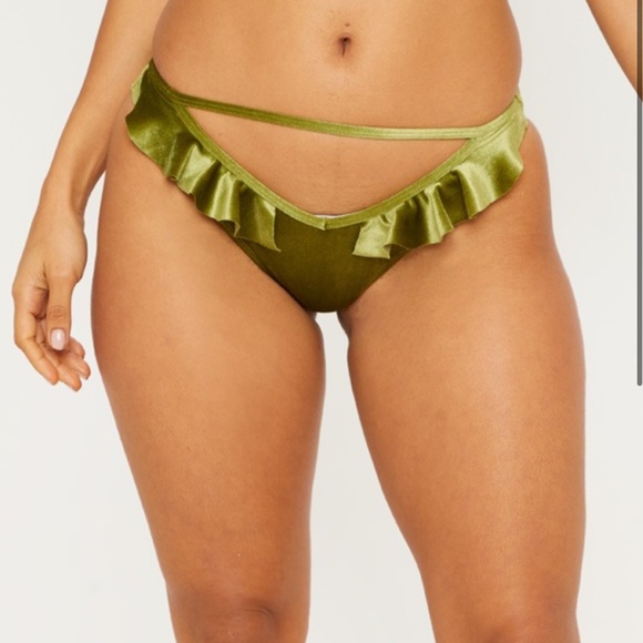 Pretty Little Thing Olive Green Ruffle Frill Velour Velvet Bikini Set - Picture 4 of 11